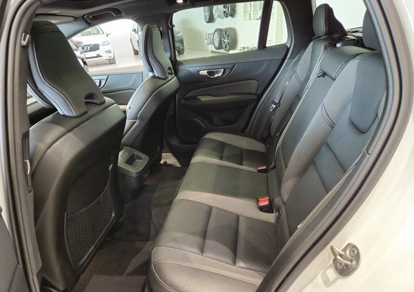 Volvo V60 cena 204900 przebieg: 24600, rok produkcji 2023 z Złoczew małe 781